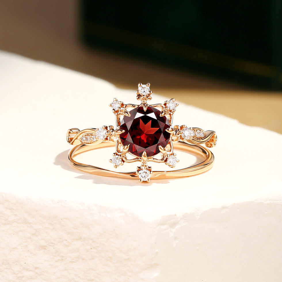 Round Cut Garnet Vintage Inspired Ring Set 2pcs