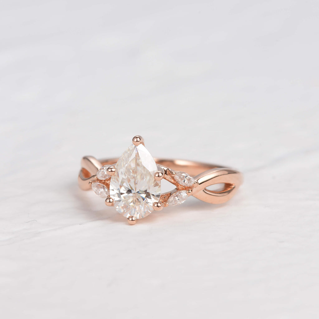 Pear Shaped Moissanite 6 Prongs Ring - Felicegals 丨Wedding ring 丨Fashion ring 丨Diamond ring 丨Gemstone ring--Felicegals