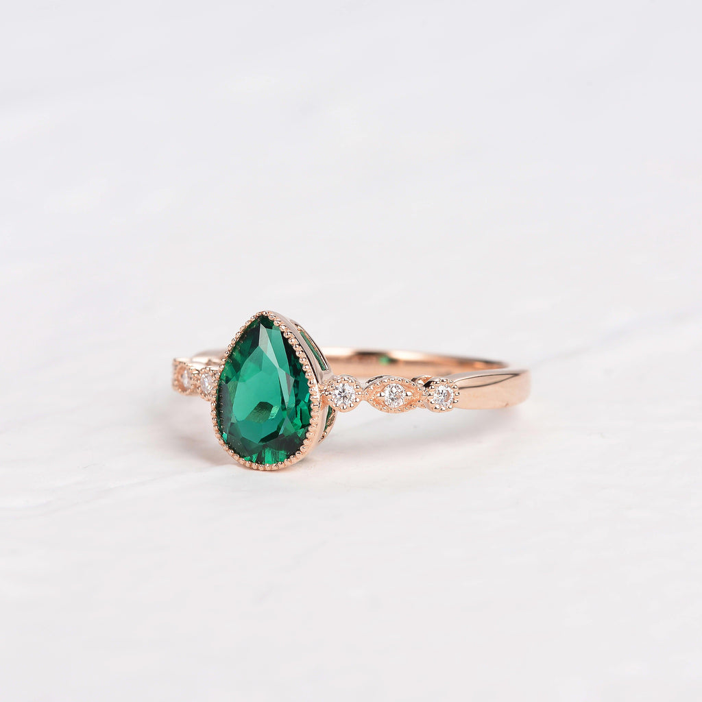 Pear Shaped Lab Emerald Rose Gold Ring - Felicegals 丨Wedding ring 丨Fashion ring 丨Diamond ring 丨Gemstone ring--Felicegals