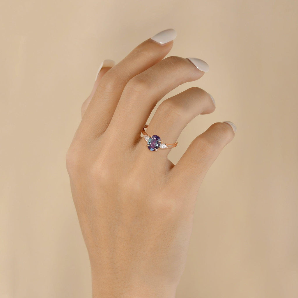 Lab Created Alexandrite Yellow Gold Ring - Felicegals 丨Wedding ring 丨Fashion ring 丨Diamond ring 丨Gemstone ring