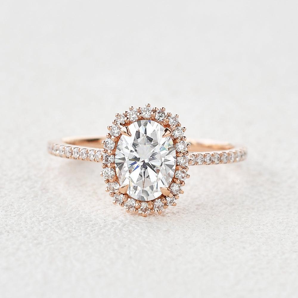 Oval Cut Moissanite Halo Stacking Rose Gold Ring - Felicegals 丨Wedding ring 丨Fashion ring 丨Diamond ring 丨Gemstone ring--Felicegals 丨Wedding ring 丨Fashion ring 丨Diamond ring 丨Gemstone ring