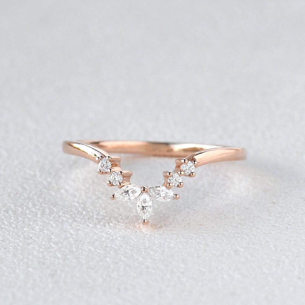 Marquise Shaped Curved Moissanite Band - Felicegals