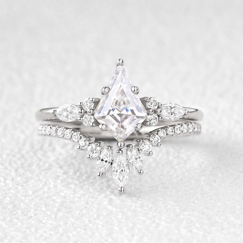 Kite Cut Moss Agate Three Stone Engagement Ring Set 2pcs - Felicegals 丨Wedding ring 丨Fashion ring 丨Diamond ring 丨Gemstone ring