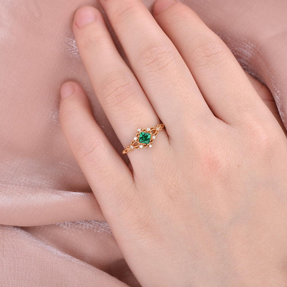 Princess Cut Emerald Yellow Gold Ring - Felicegals 丨Wedding ring 丨Fashion ring 丨Diamond ring 丨Gemstone ring--Felicegals