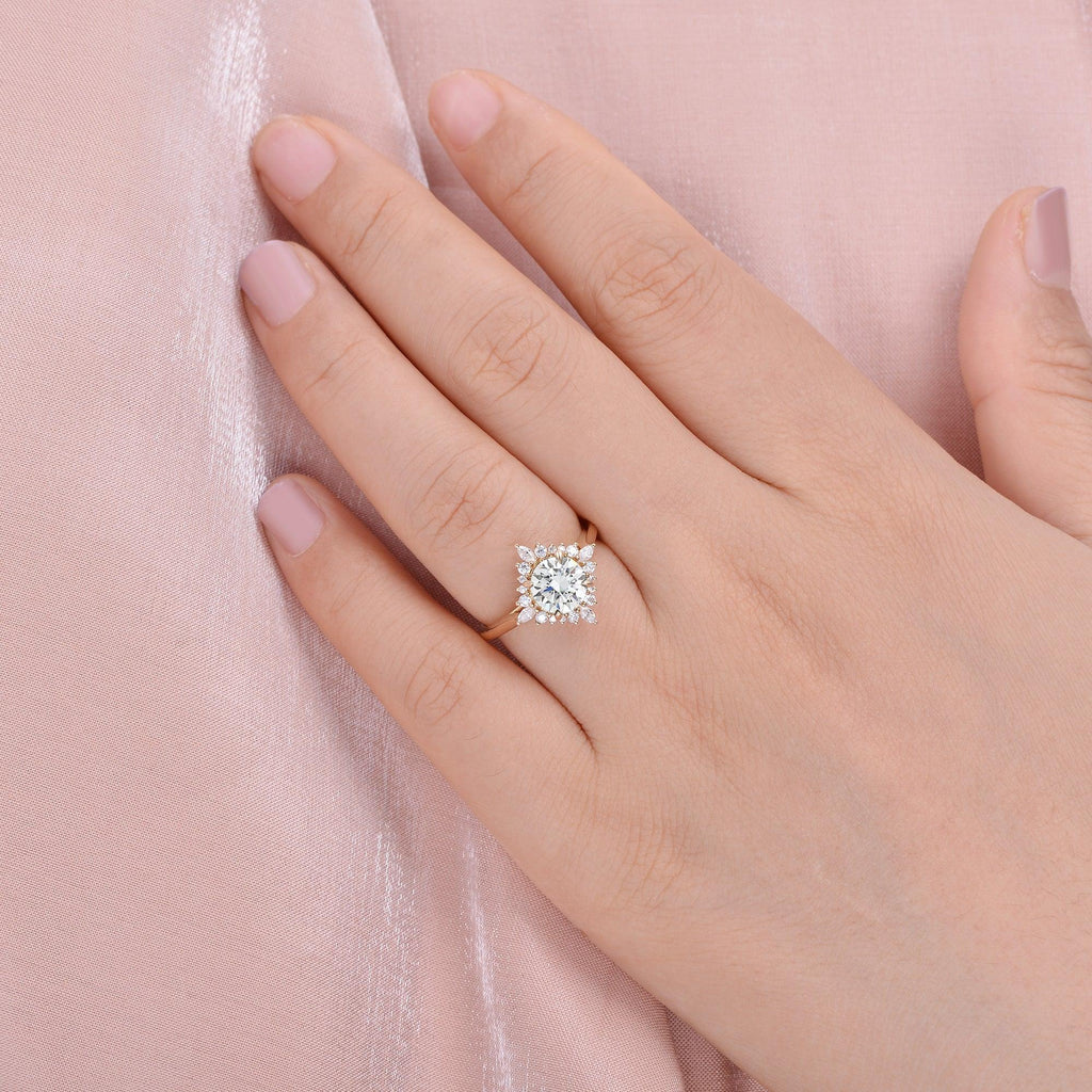 Round Cut Moissanite Floral Inspired Yellow Gold Ring - Felicegals 丨Wedding ring 丨Fashion ring 丨Diamond ring 丨Gemstone ring--Felicegals 丨Wedding ring 丨Fashion ring 丨Diamond ring 丨Gemstone ring