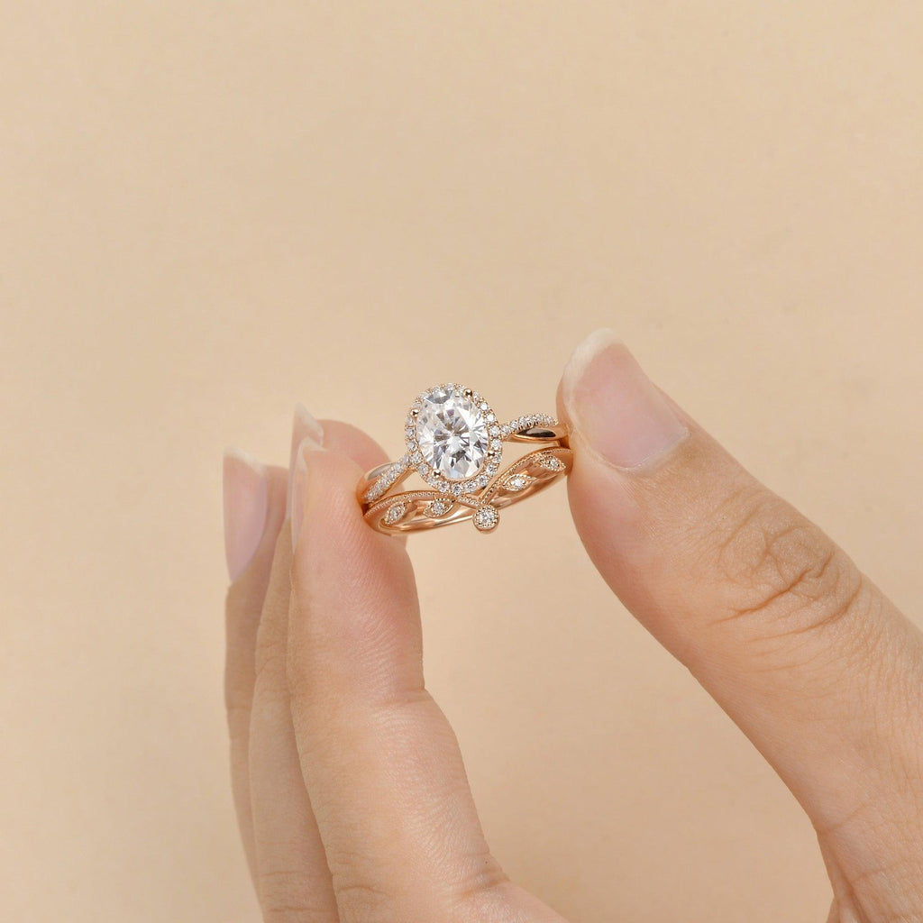 1.5ct Oval Moissanite Leafy Twist Halo Ring Set 2pcs - Felicegals 丨Wedding ring 丨Fashion ring 丨Diamond ring 丨Gemstone ring