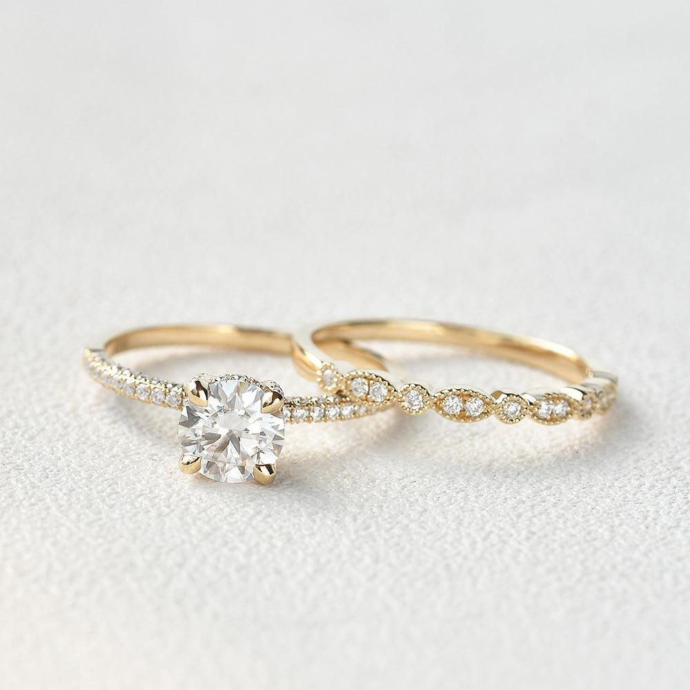 Classic 4 Prongs Moissanite Ring Set 2pcs - Felicegals 丨Wedding ring 丨Fashion ring 丨Diamond ring 丨Gemstone ring--Felicegals