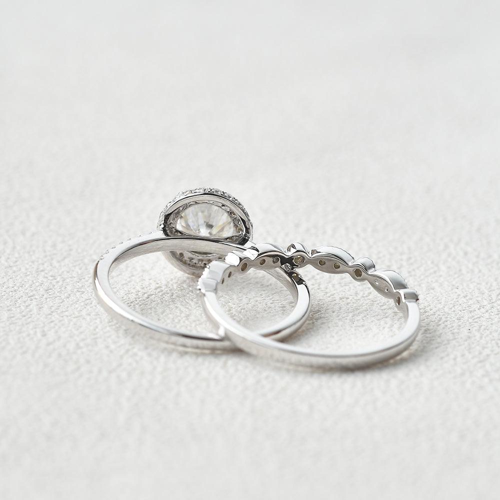 1.0ct Round Cut Moissanite Vintage Inspired Halo White Gold Ring Set 2pcs - Felicegals 丨Wedding ring 丨Fashion ring 丨Diamond ring 丨Gemstone ring--Felicegals 丨Wedding ring 丨Fashion ring 丨Diamond ring 丨Gemstone ring