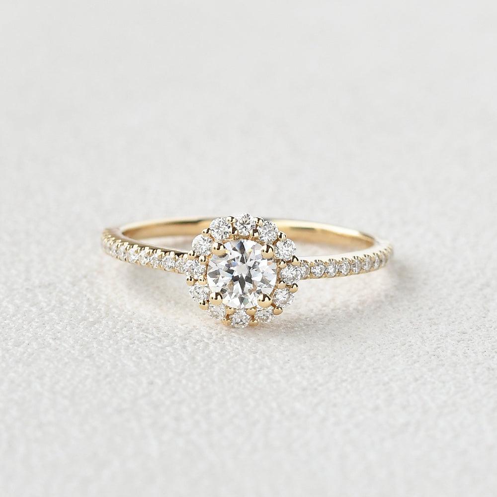 Round Shaped Moissanite Halo Ring - Felicegals 丨Wedding ring 丨Fashion ring 丨Diamond ring 丨Gemstone ring--Felicegals