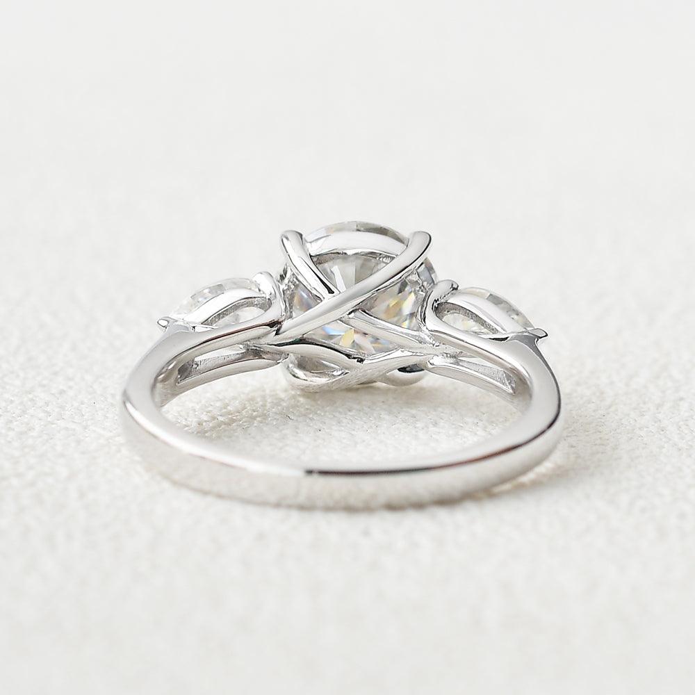 Classic 4 Prongs Moissanite White Gold Ring - Felicegals