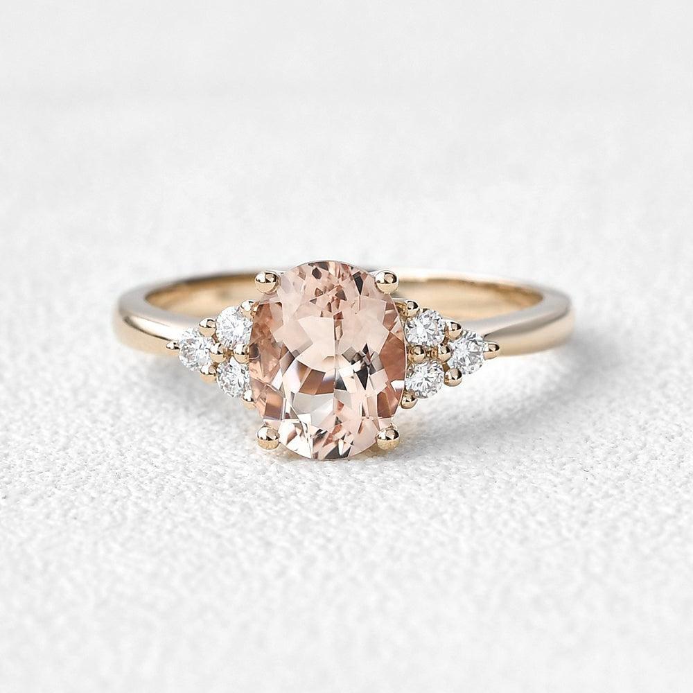 1.7ct Oval Morganite Classic Cluster Ring - Felicegals 丨Wedding ring 丨Fashion ring 丨Diamond ring 丨Gemstone ring