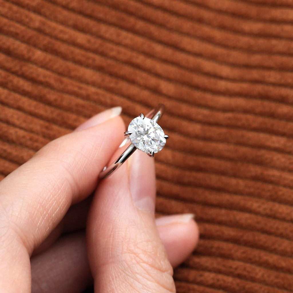 1.5ct Oval 4-Prong Moissanite Classic Solitaire Ring - Felicegals 丨Wedding ring 丨Fashion ring 丨Diamond ring 丨Gemstone ring